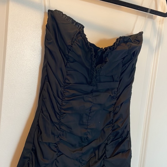 *SOLD* Little Black Dress - Picture 2 of 8